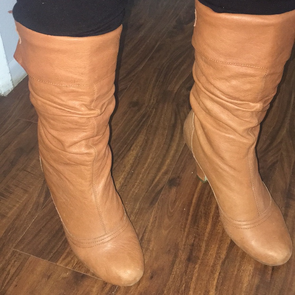 Steve Madden ~ Cognac Boots
